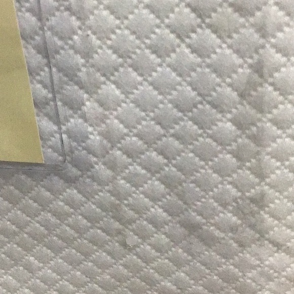 POTTERY Barn Kids diamond matelassé crib bed skirt - Picture 7 of 7